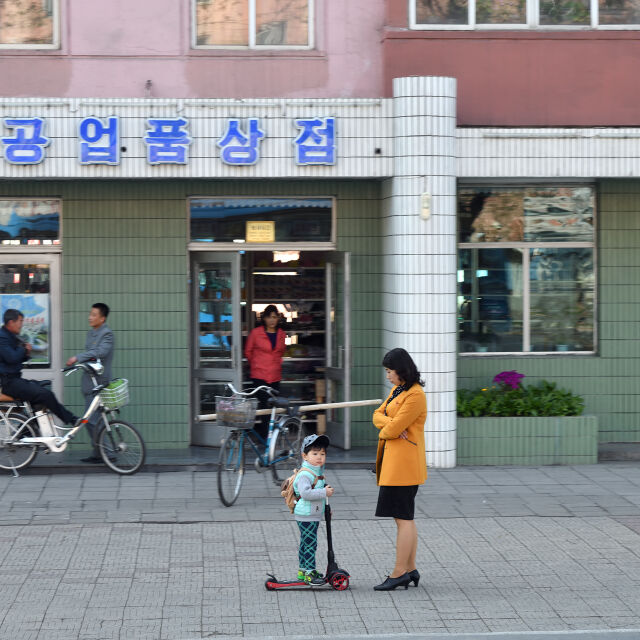 5-дневен локдаун в Пхенян заради много случаи на респираторно заболяване