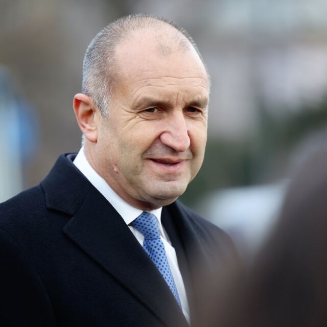  Румен Радев няма да взе участие в срещата на върха на НАТО 