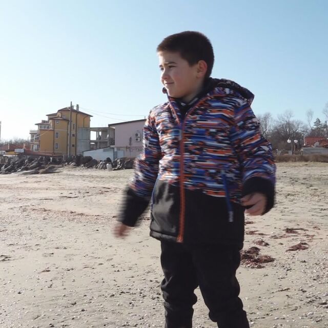 Малък дарител: Защо 7-годишният Гого от Бургас даде 300 лв. на болницата? 
