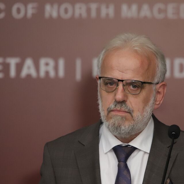 За първи път: Етнически албанец стана премиер на РСМ