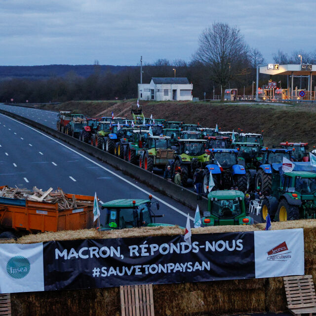 В Белгия, Франция и Италия фермери протестират
