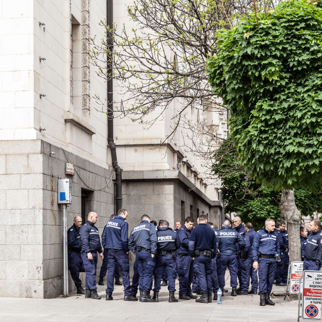 Българските полицаи взимаха най-малко в ЕС: Какви са заплатите в МВР след увеличението? 