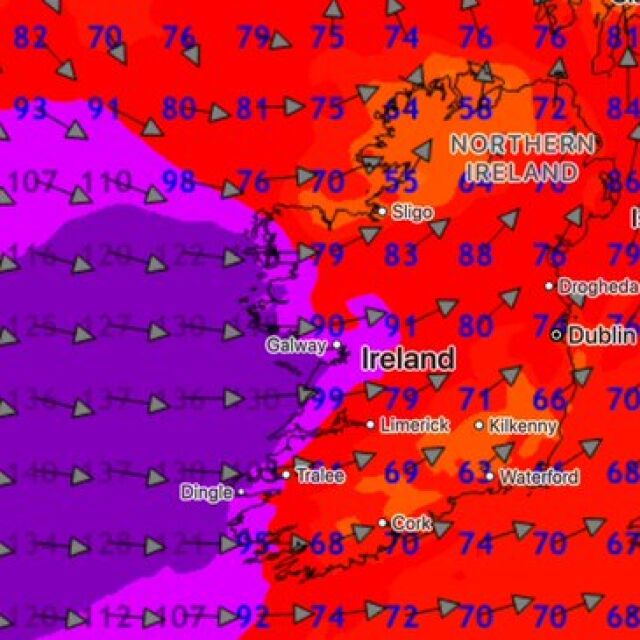 „Разрушителна и опасна“: Островът и Ирландия се готвят за най-силната буря от поколения насам