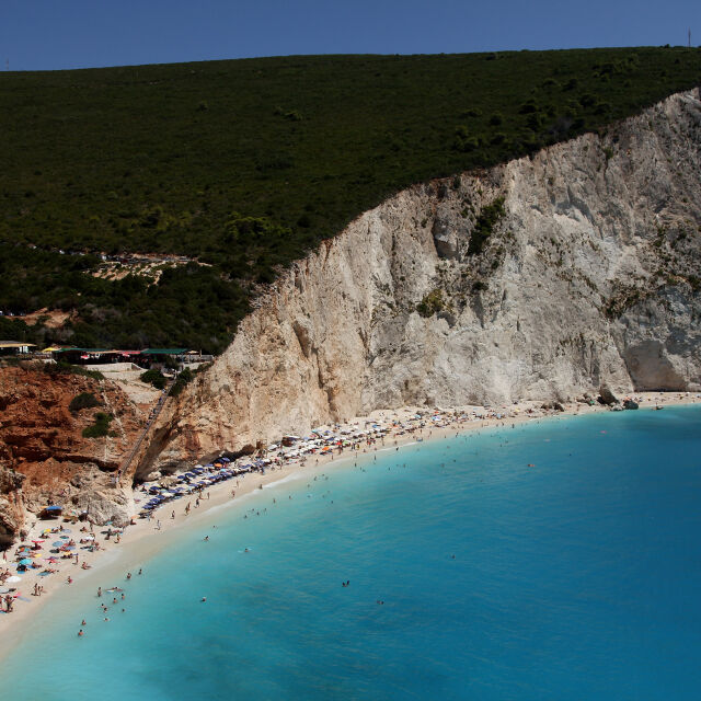 Гърция превъзхожда ли България като място за почивка?