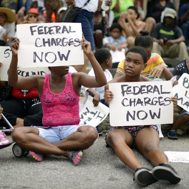 Многохилядни протести срещу убиеца на Трейвън Мартин в САЩ