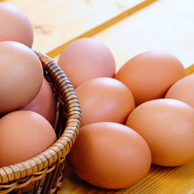 Как да сварим яйцата за Великден, без да се напукат