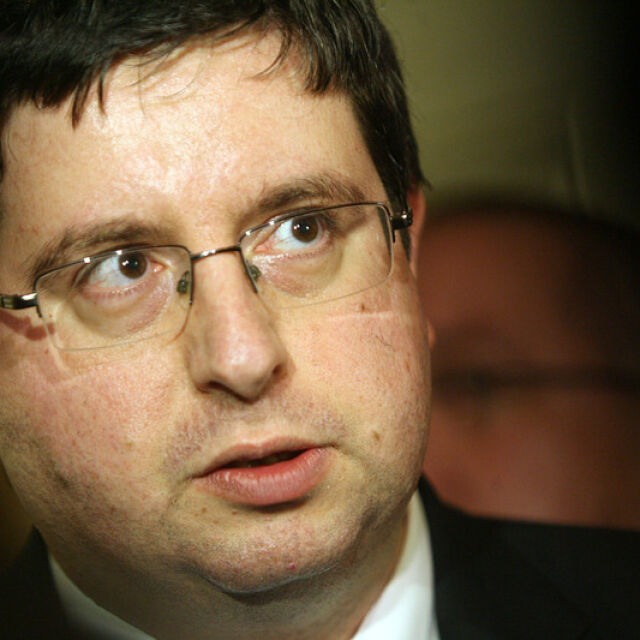 Петър Чобанов: Ако е имало атака срещу КТБ, тя е дошла отвътре