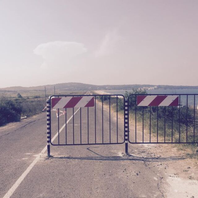 Пътят Созопол-Приморско е затворен от грижа към хората