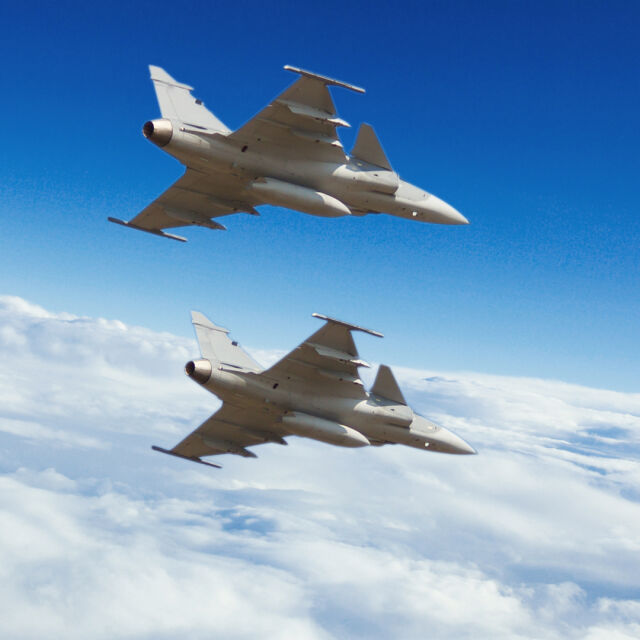 Какво отличава самолетите „Грипен” от F-16?