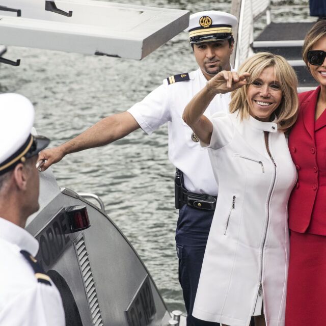 Мелания Тръмп и Брижит Макрон се разходиха с корабче по река Сена (СНИМКИ)