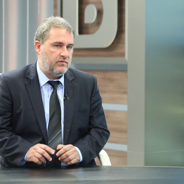 Боил Банов: Има забавяне с ремонта на НДК, но ще се справим за европредседателството