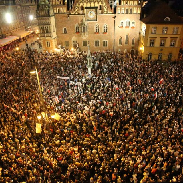 Протестите в Полша продължават