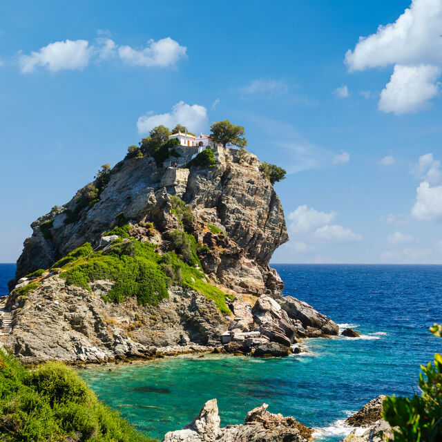 20 снимки от Скопелос - летният остров Калокаири от "Mamma Mia!"