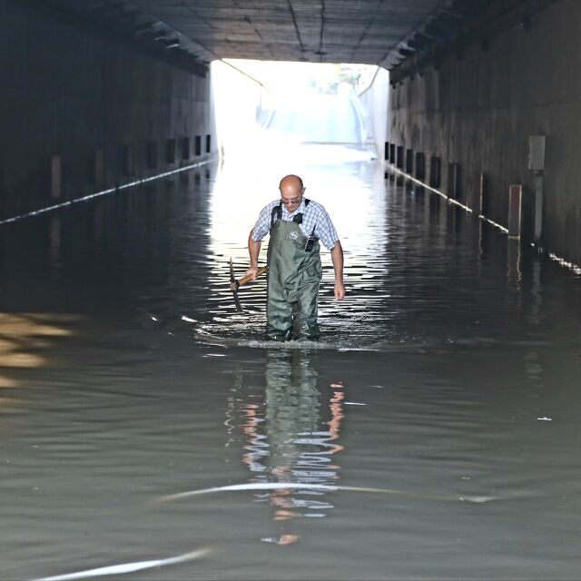 Над 400 сигнала за наводнения след лятната буря в София