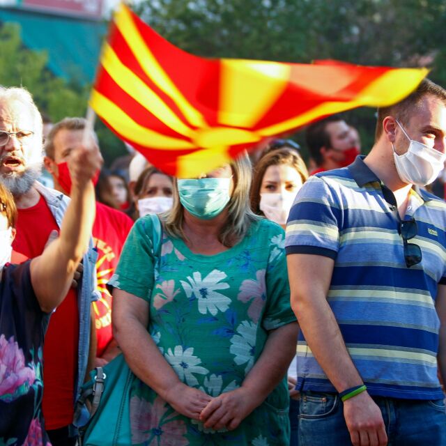 В Северна Македония се провеждат предсрочни парламентарни избори