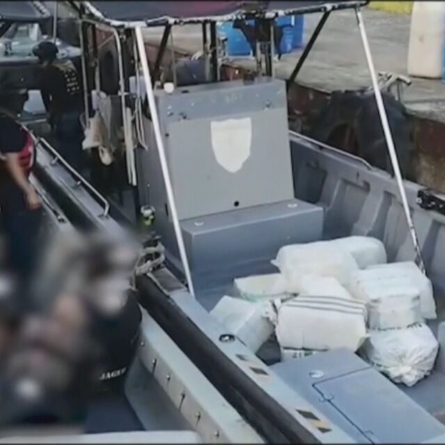 Заловиха 3 тона кокаин при две операции в Карибско море