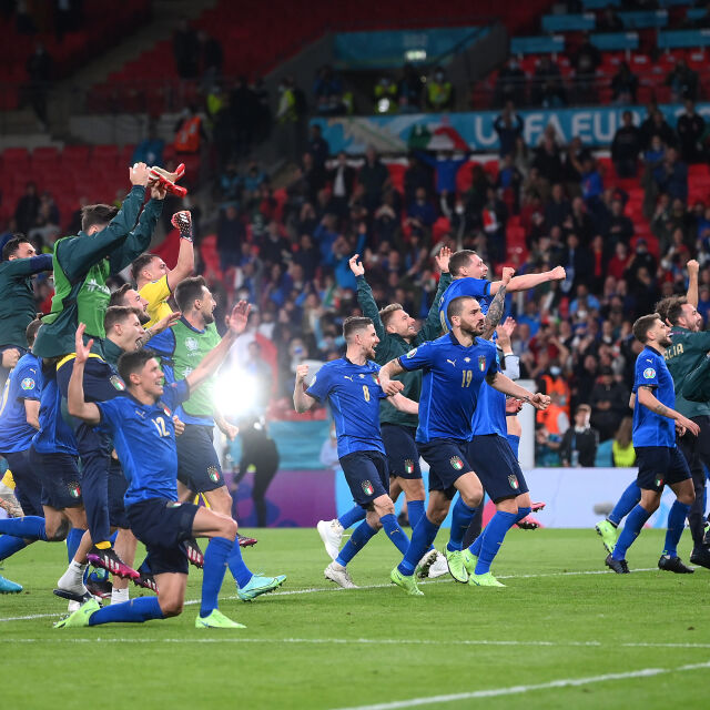 Дузпи изпратиха Италия на финал на Евро 2020