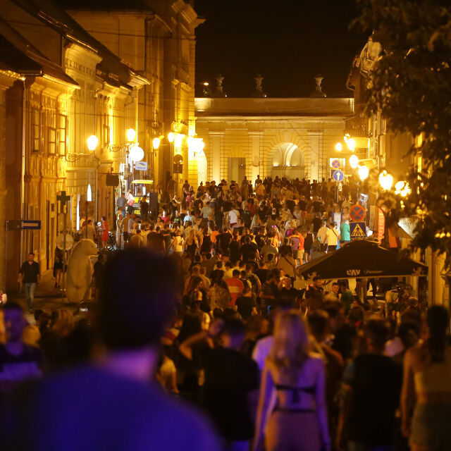 EXIT: Приятен хаос из улиците на Нови Сад и нито помен от пандемията (СНИМКИ)