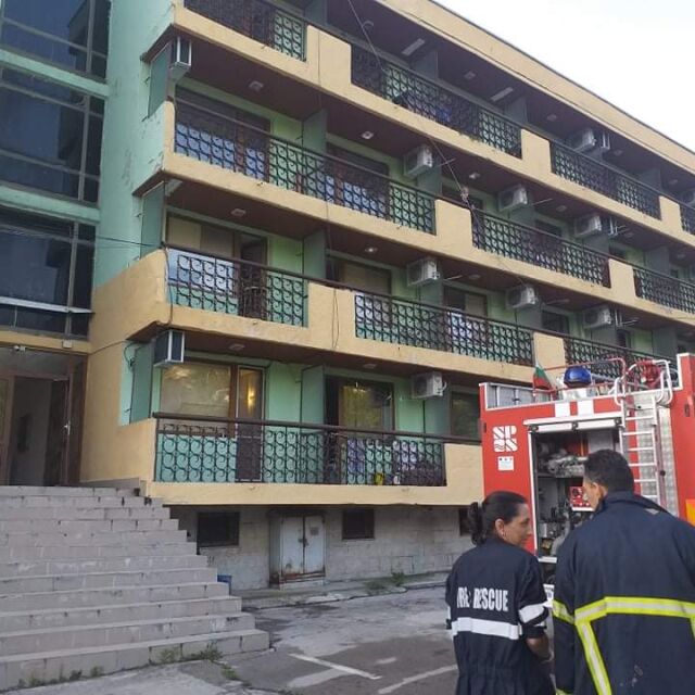 Една жертва на пожар в дом за възрастни край Варна