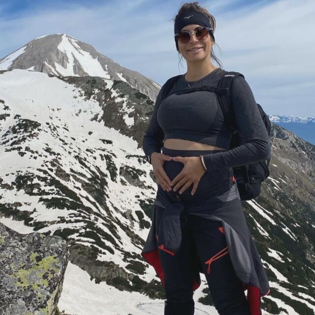 Сноубордистката Александра Жекова е бременна