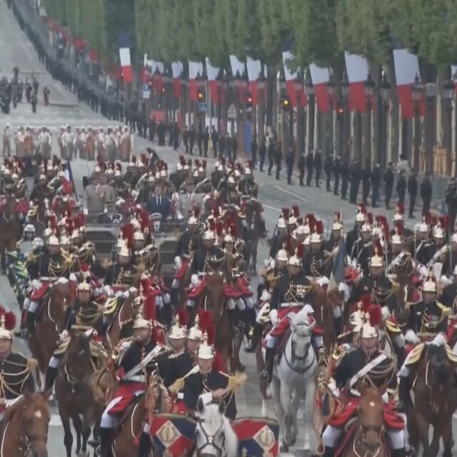 На военния парад във Франция - само срещу COVID сертификат