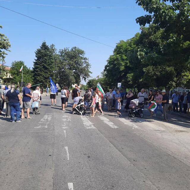 Протест заради липса на вода блокира за кратко пътя Пловдив – Кърджали 