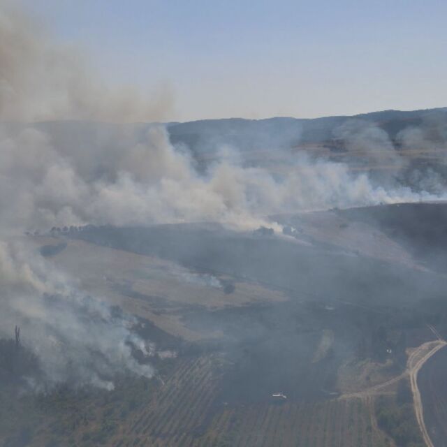 Голям пожар в Благоевградско: Горят земеделски площи