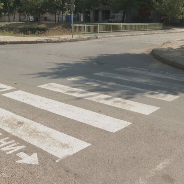 Шофьор на бус блъсна и уби пешеходец в Пловдив, задържаха го в Благоевград