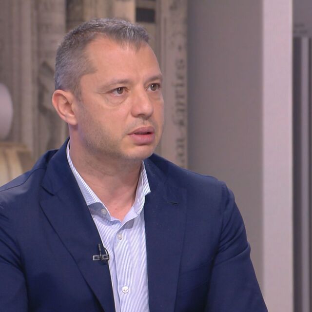 Делян Добрев: Имаме газ, защото купуваме от руски посредници
