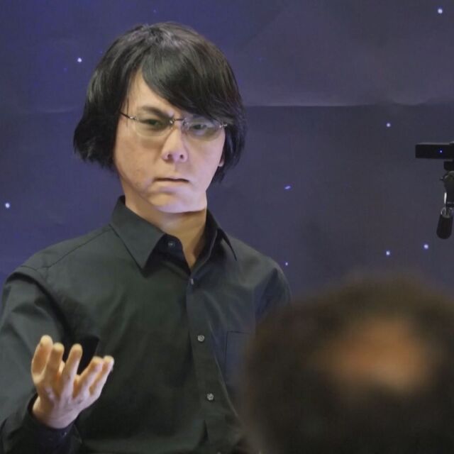 За първи път в света: Хуманоидни роботи дадоха пресконференция (ВИДЕО)