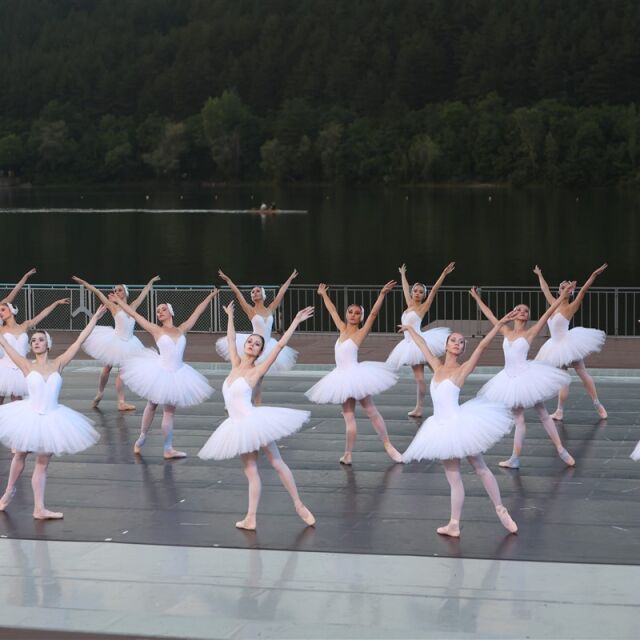 Фестивалът “Музи на водата” край Панчаревското езеро започва с „Лебедово езеро“  