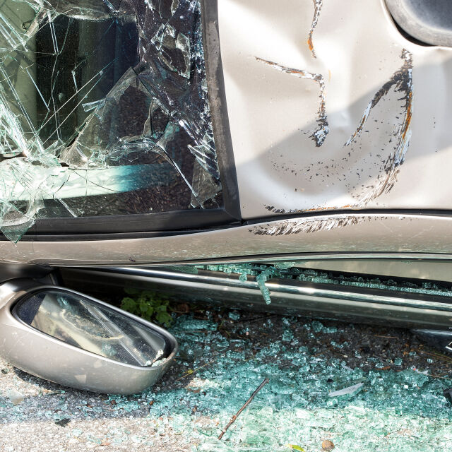 Шофьор без книжка предизвика катастрофа – двама загинаха
