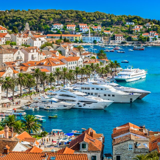 Лято 2023: Какви са цените на хърватския остров Хвар? 