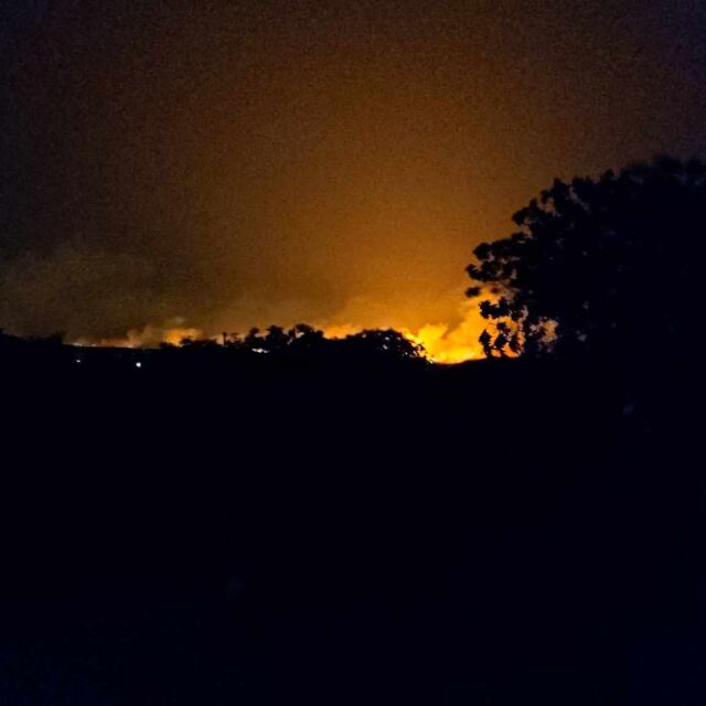 Пожари в Бургаско, Сливенско и Пазарджишко, доброволци търсят тлеещи огнища (ВИДЕО)