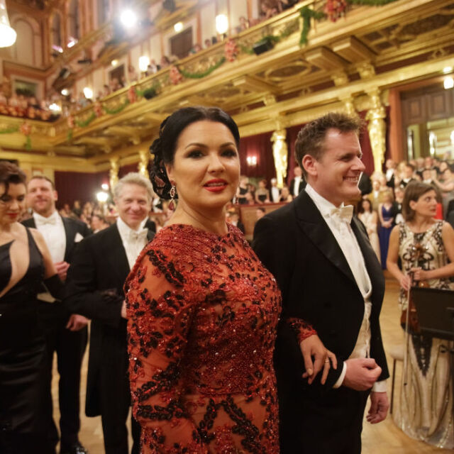 Как се прави: Прага пита Украйна за концерт на руското сопрано Анна Нетребко