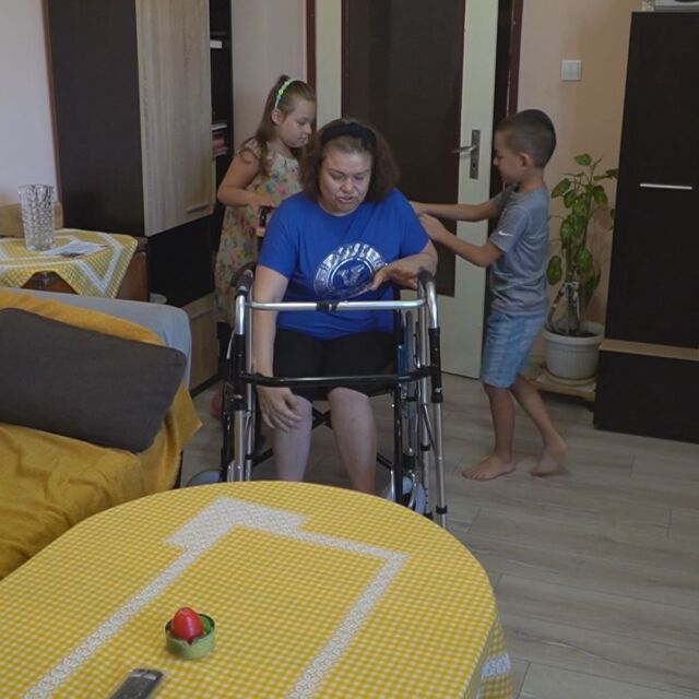 Вълна от съпричастност: Събраха се средствата за лечението на майка на близнаци от Пловдив
