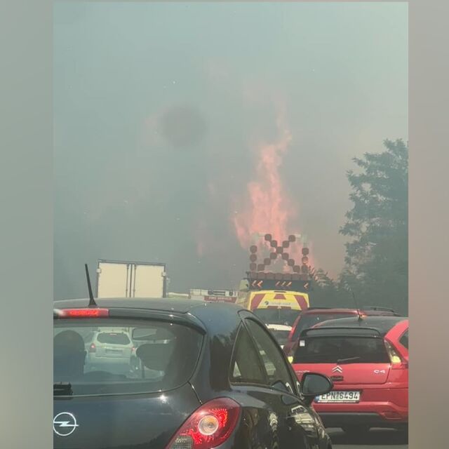  Пожар затвори автомагистралата сред Солун и Граничен контролно-пропусквателен пункт „ Кулата “ 