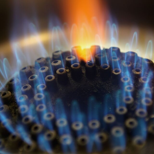 "Булгаргаз" предлага газът да поскъпне през декември