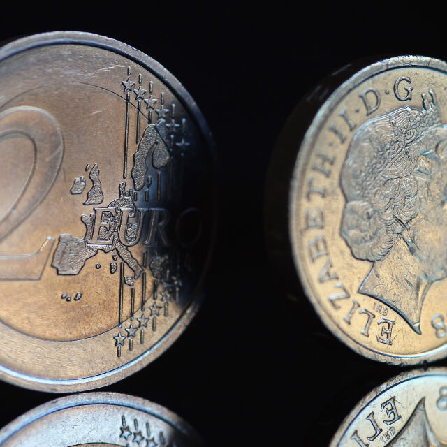 Еврото вън от опасност