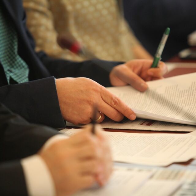 Комисията по външна политика одобри проект за допълнителна помощ за Украйна