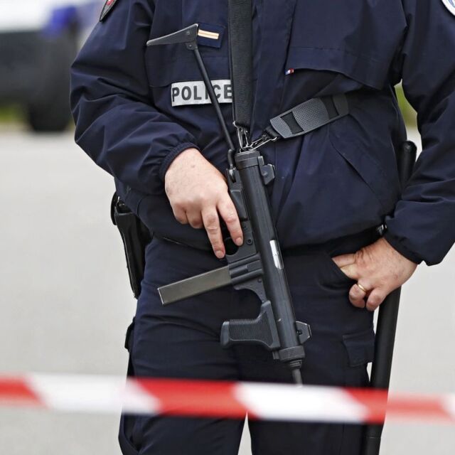 Френската полиция задържа заподозрени съучастници на терориста, убил полицай
