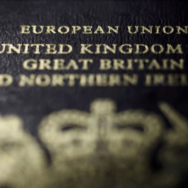 Великобритания пуска в обращение новите поспорти 