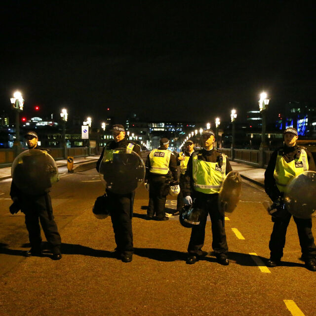 6 жертви и над 40 ранени при поредния терористичен акт във Великобритания (СНИМКИ И ВИДЕО)