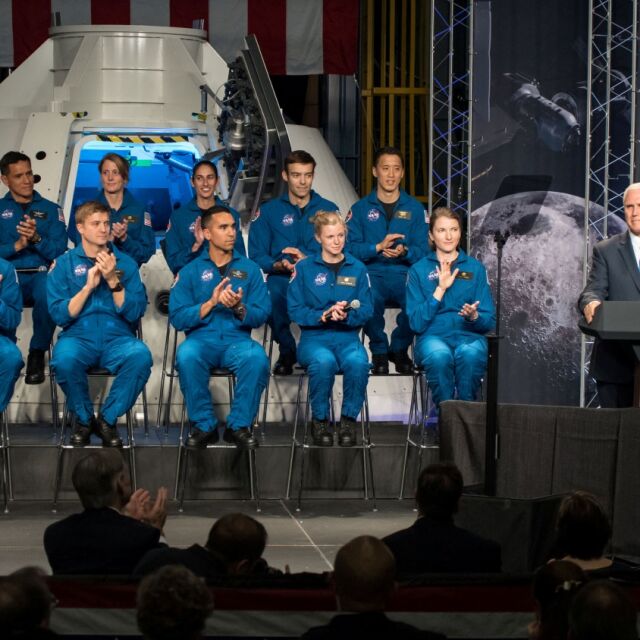 НАСА избра 12 нови астронавти в най-големия конкурс досега
