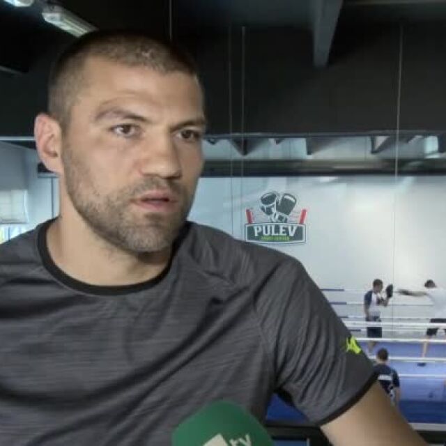 Тервел Пулев: Съперникът е неудобен, но аз съм по-добрият боксьор (ВИДЕО)