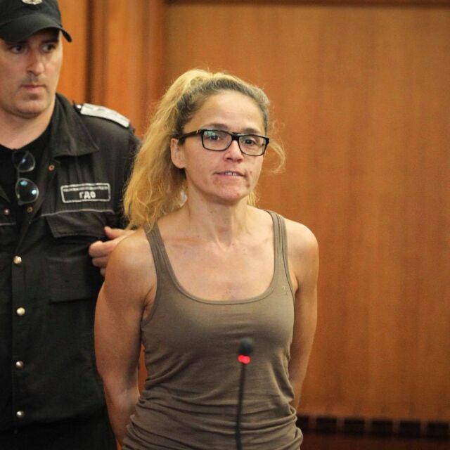 Съдът даде ход на делото срещу Десислава Иванчева