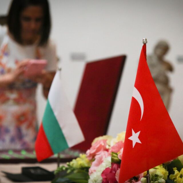 Турция изпраща жена за нов посланик в София