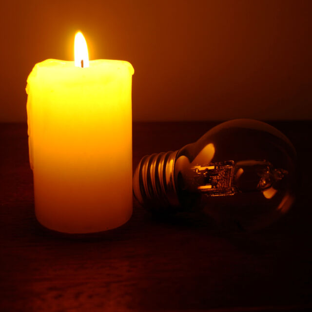 С часове: Без ток на Бъдни вечер в Благоевград и Врачанско