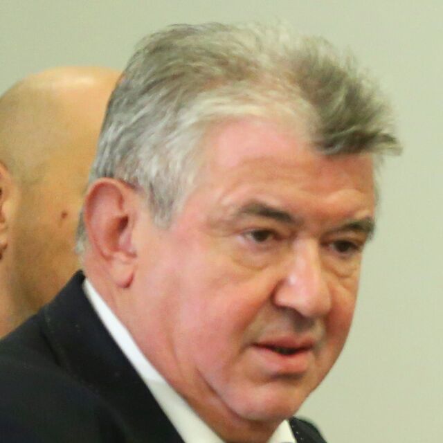Изпълнителният директор на НЕК Петър Илиев подаде оставка