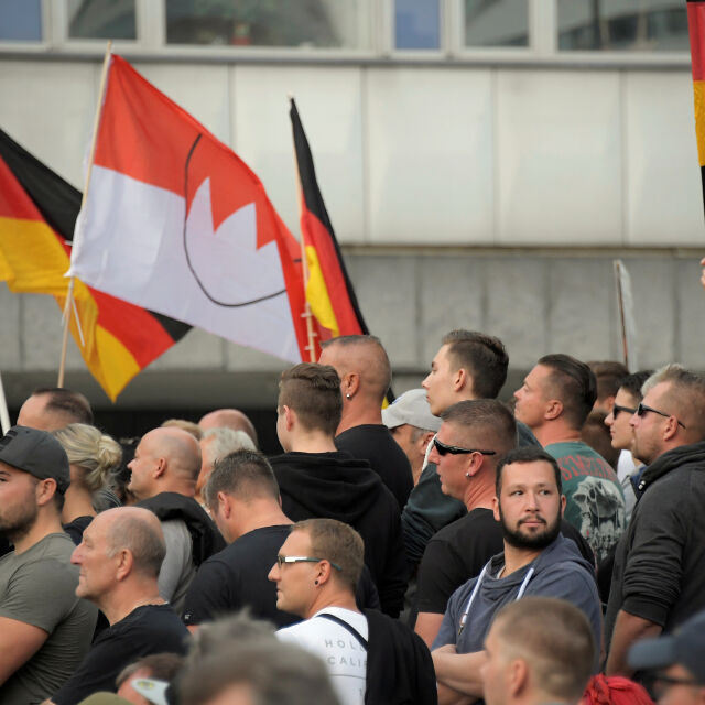 Крайнодясна групировка обвинена в терористична дейност в Германия